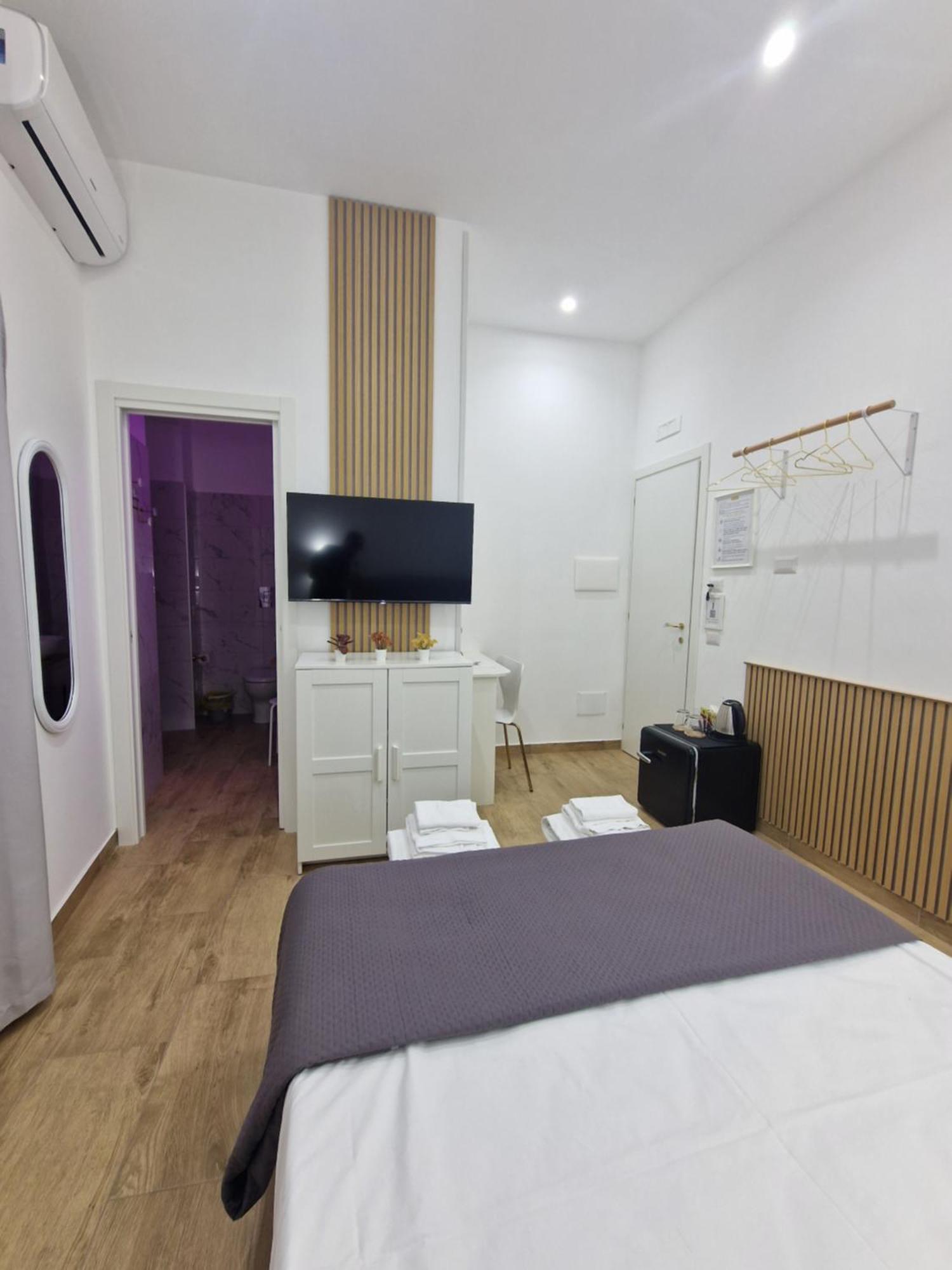 Ventre Luxury Rooms Неаполь Экстерьер фото